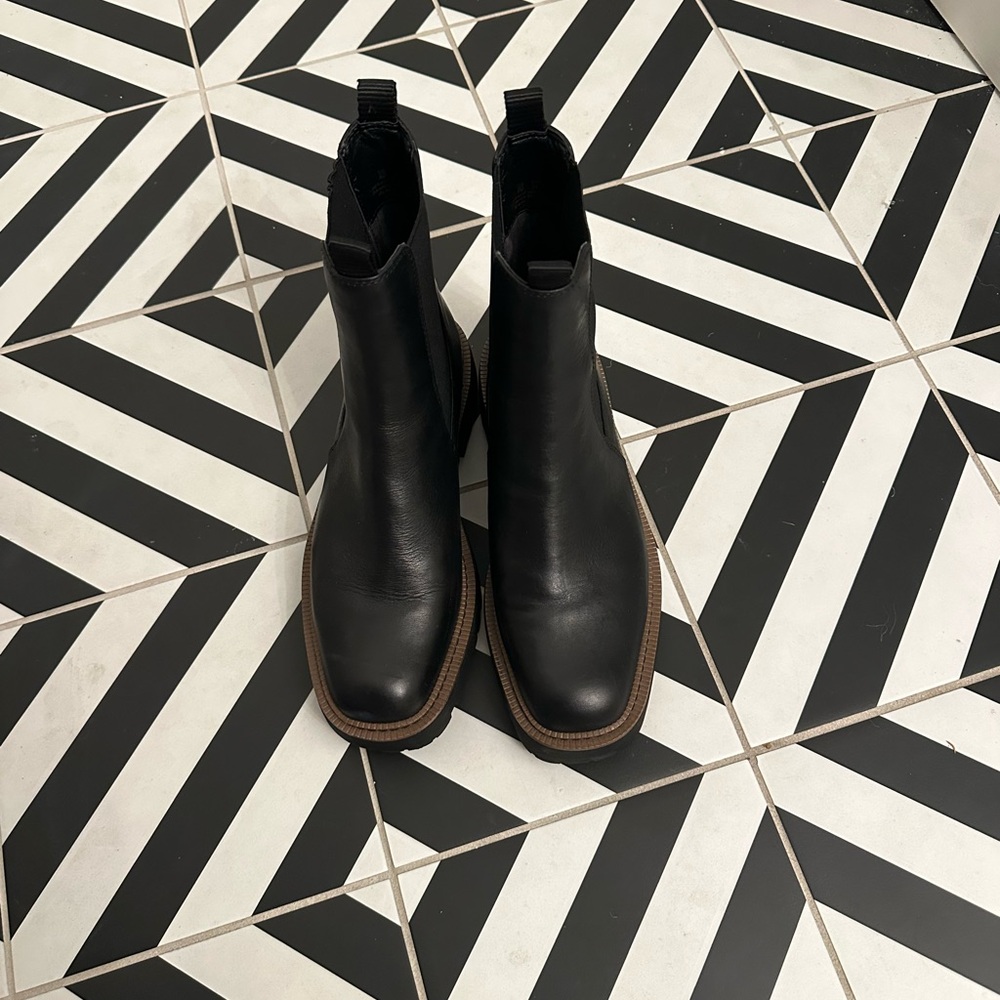 Sam Edelman Chelsea Boot Waterproof